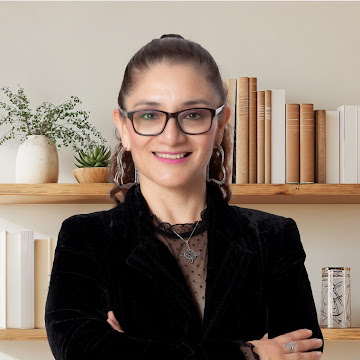 Luz Esperanza Molina Calderón